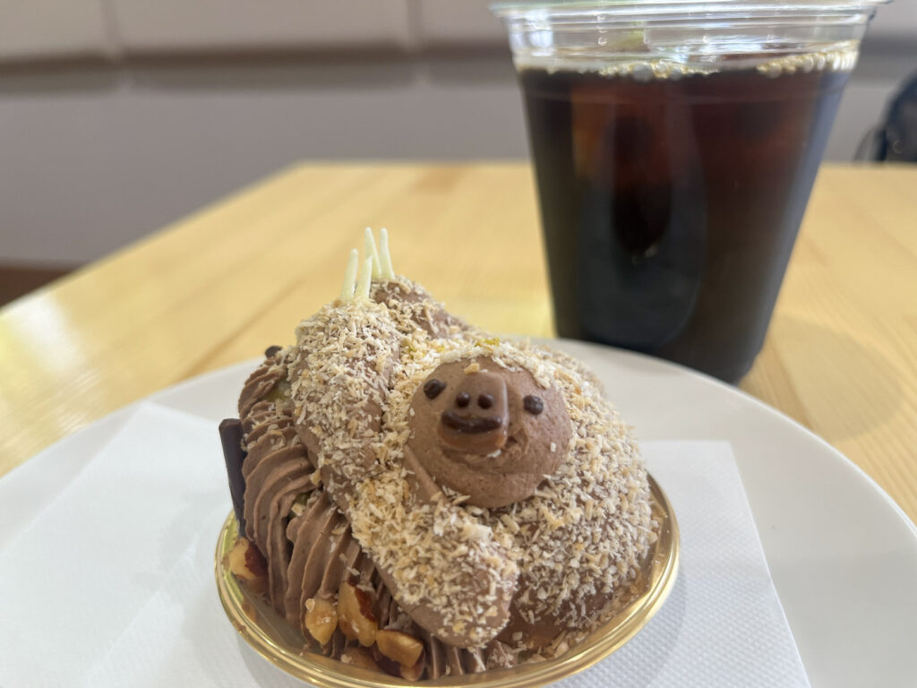 ナマケモノのケーキ